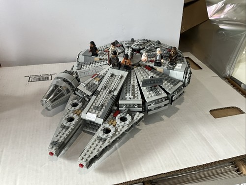 Lego millennium falcon 75105 - millennium,