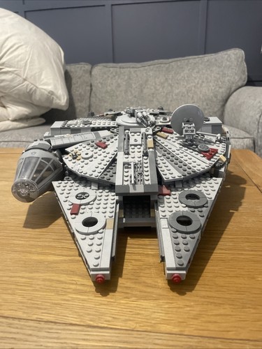 Lego millennium falcon read - lego, (read