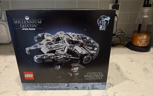 Lego 75375 millennium falcon - lego,